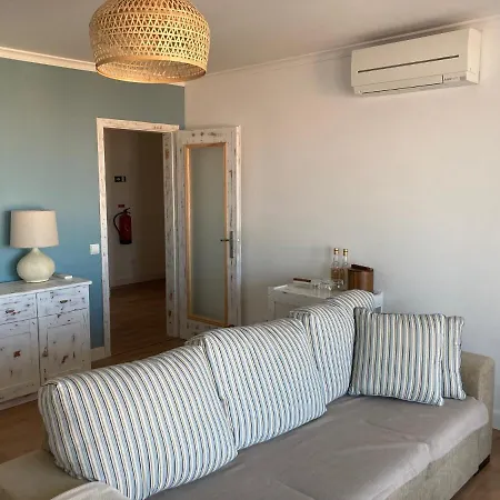 Ryan's Flat Portimão