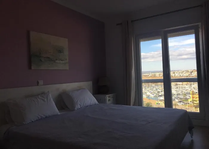 Ryan's Flat 아파트 포티마오