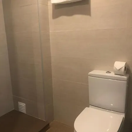 アパート Ryan's Flat