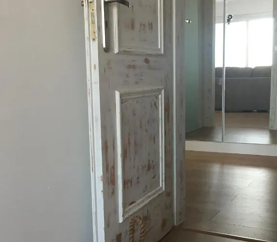 Ryan's Flat Apartman *